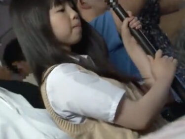 痴漢が怖くて助けも呼べず最後までされちゃったＪＫ